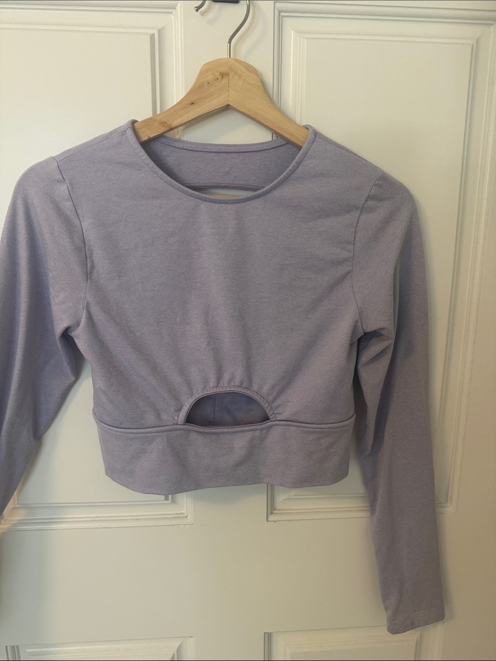 Women's Lavender Long-Sleeve Crop Top with Front Keyhole